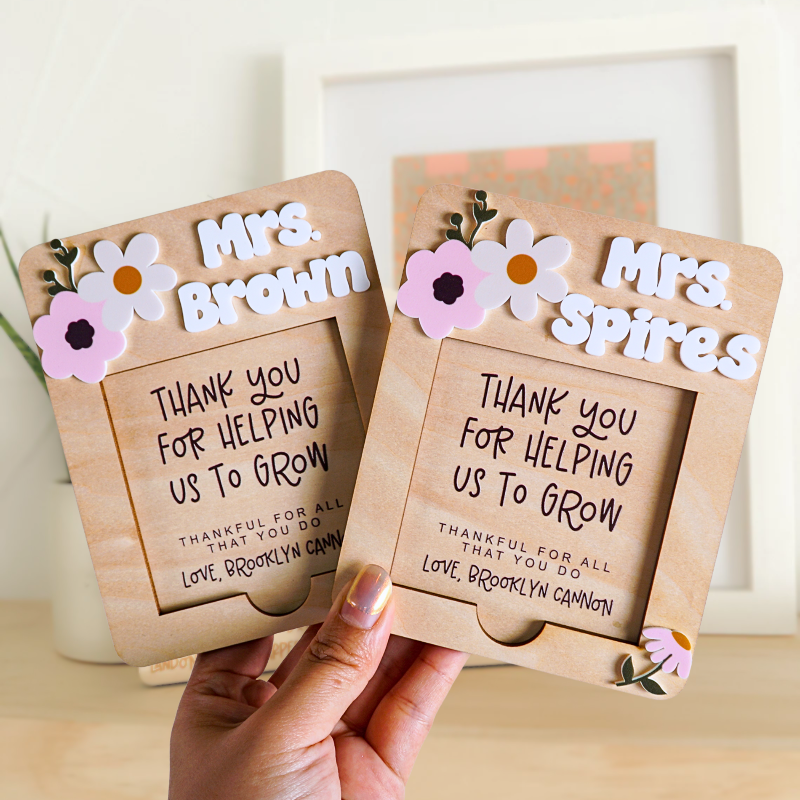 Personalized Teacher Flower Post-it Note Holder for Teacher Appreciation Gift, End Of School Year Gift